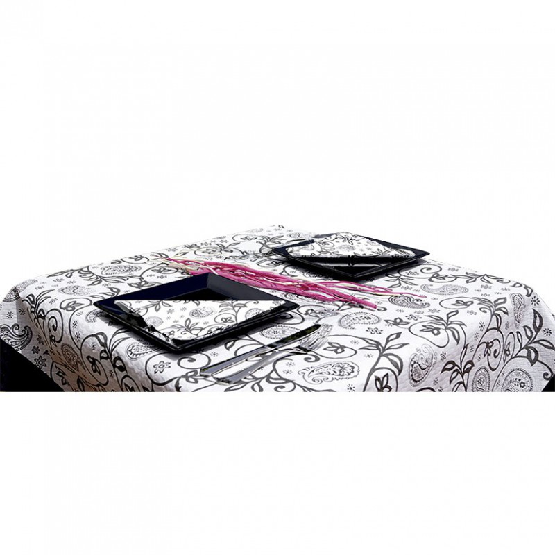 Cut-out decorated white paper tablecloths (100x100cm) Cut-out decorated white paper tablecloths (100x100cm)