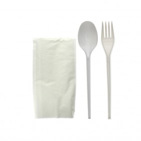 Pacco posate in PS bianco riciclabile (forchetta, cucchiaio e tovagliolo)